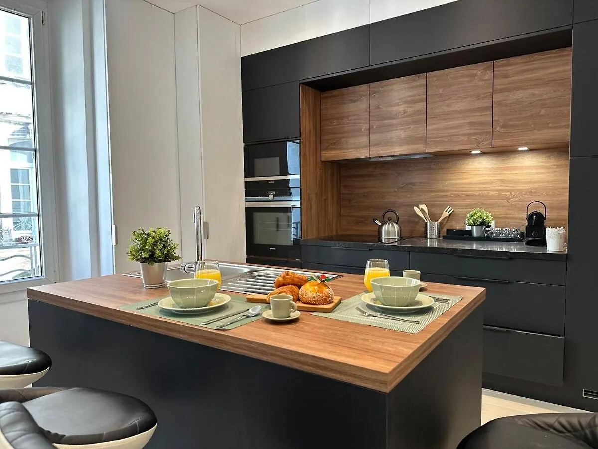 Apartamento Appartement D'Exception, Coeur De Ville, Wifi Aviñón Francia