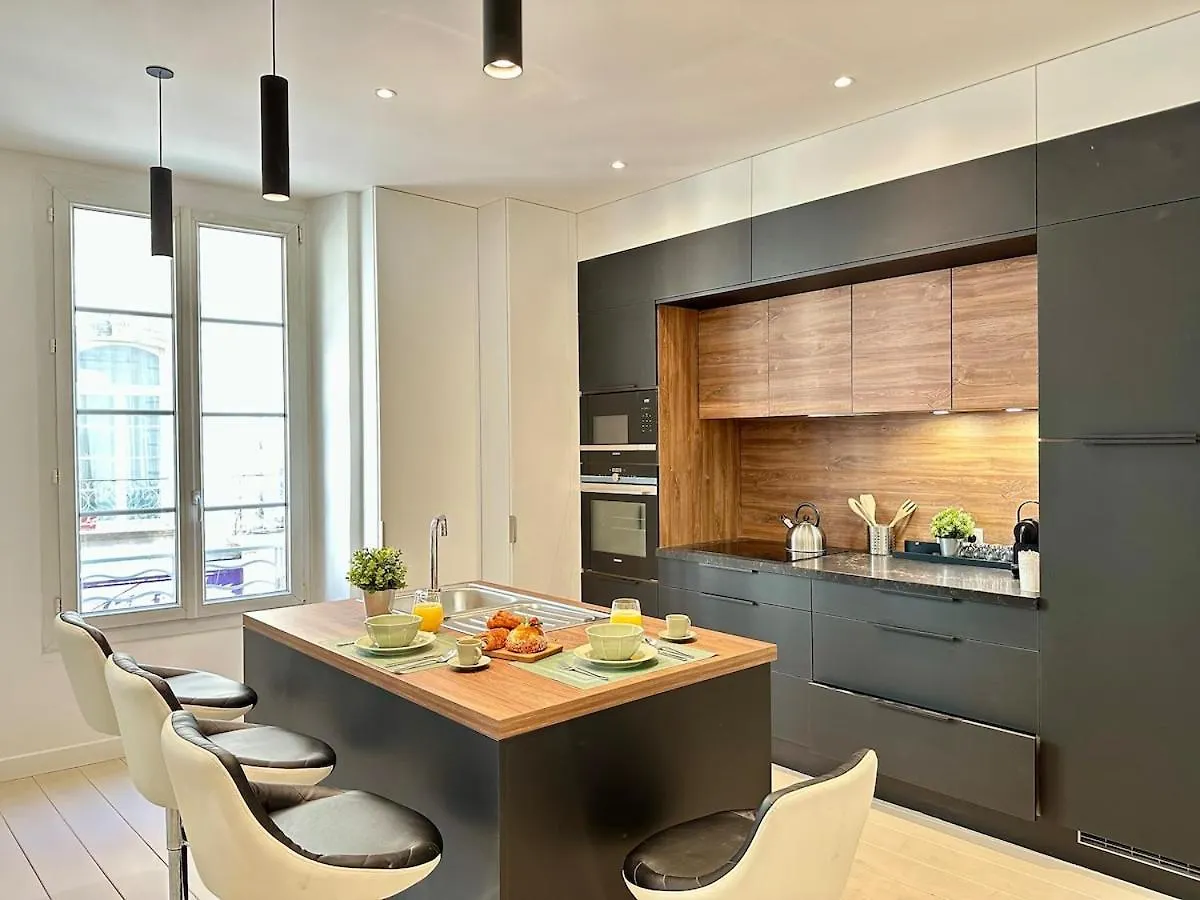Apartamento Appartement D'Exception, Coeur De Ville, Wifi Aviñón